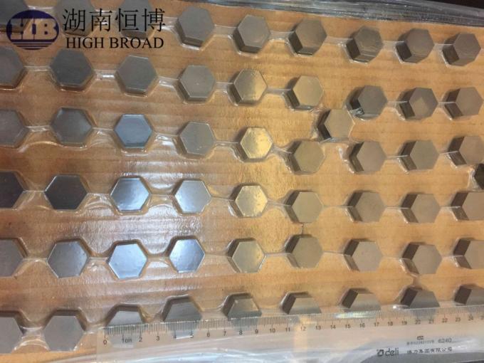 Плитка кремниевого карбида плитка баллистические/карбид бора керамическая типичная для плиты доказательства пули