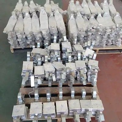 Охлаждающая башня Алюминиевый жертвенный анодный цилиндр Тип 350x80 мм Фланцевая установка 7,5 кг Аль-Зн-В Промышленная защита от воды